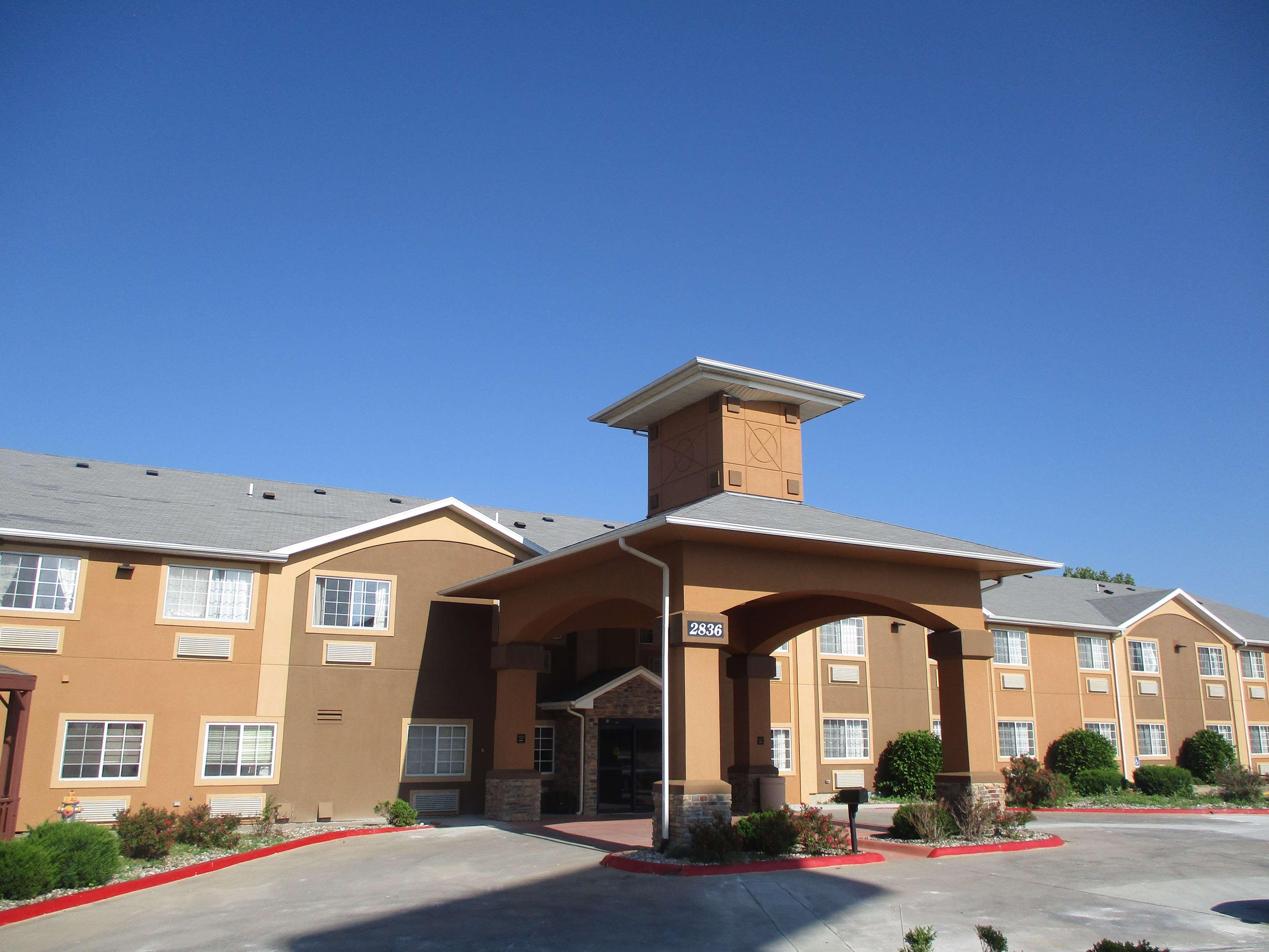 Best Western Emporia Inn Exterior foto
